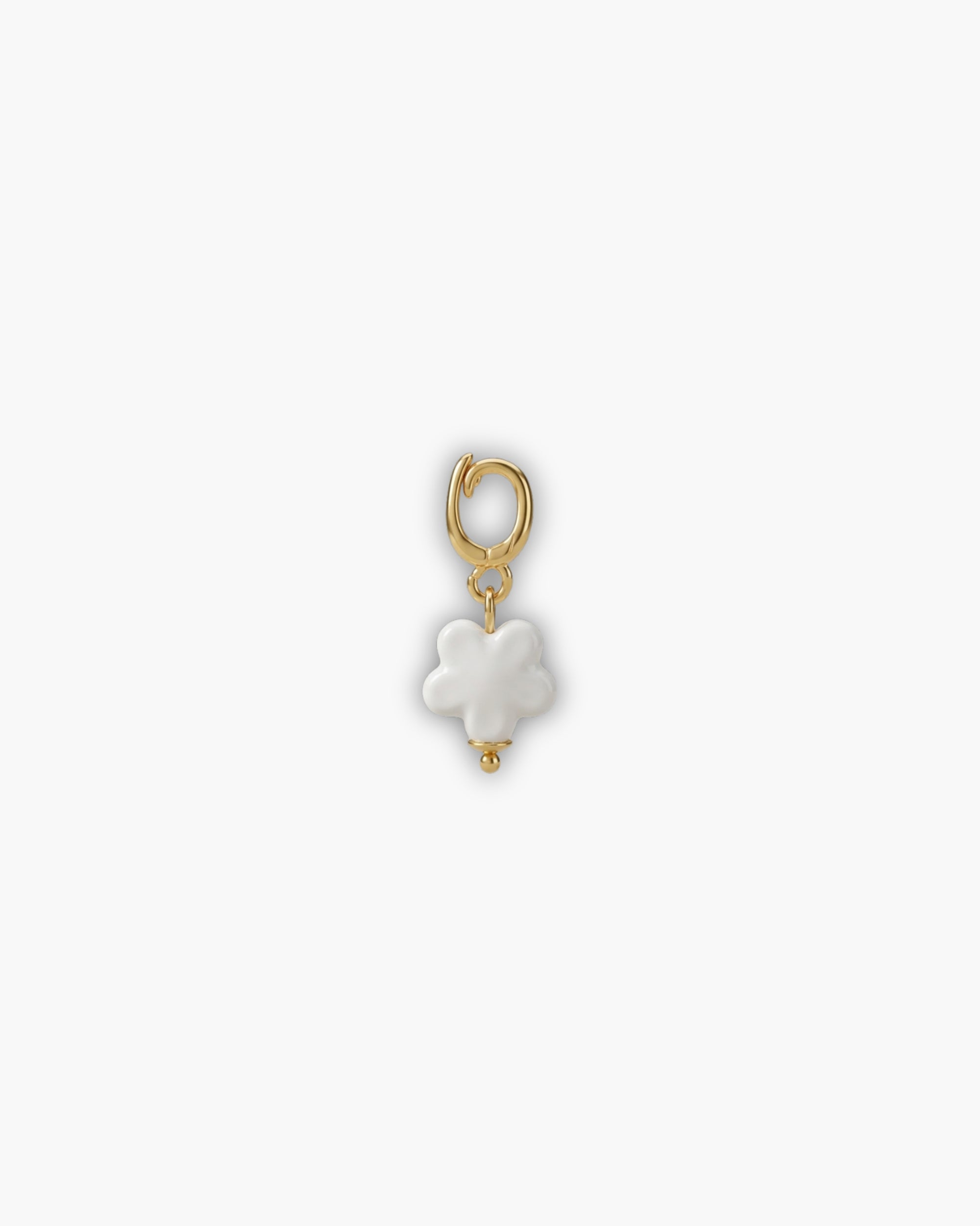 PEARL FLOWER CHARM