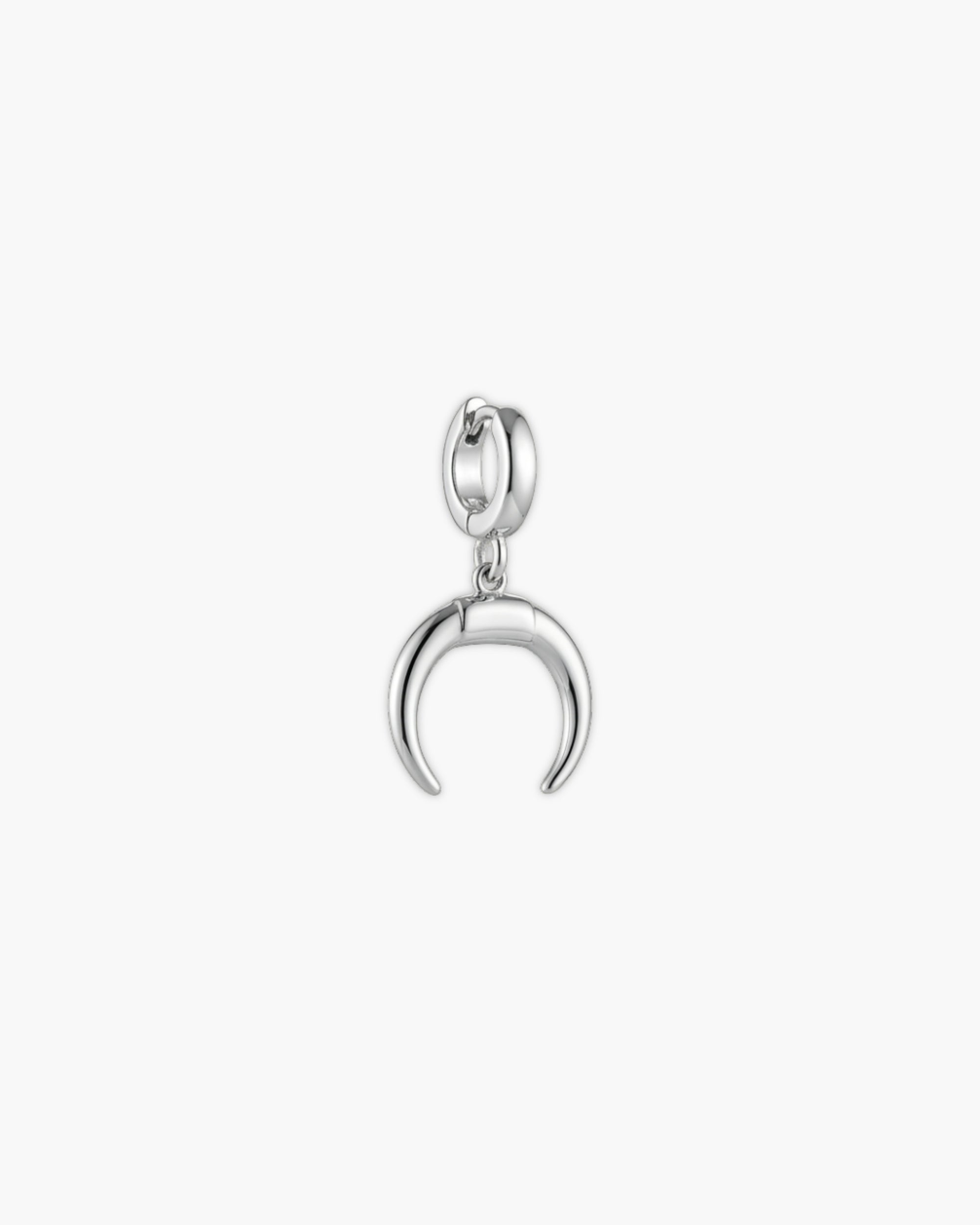CRESCENT MOON SIMPLE CHARM